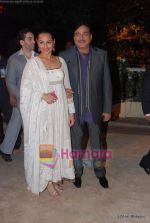 Sonakshi Sinha at  Imran Khan_s wedding reception in Taj Land_s End on 5th Feb 2011 (3).JPG